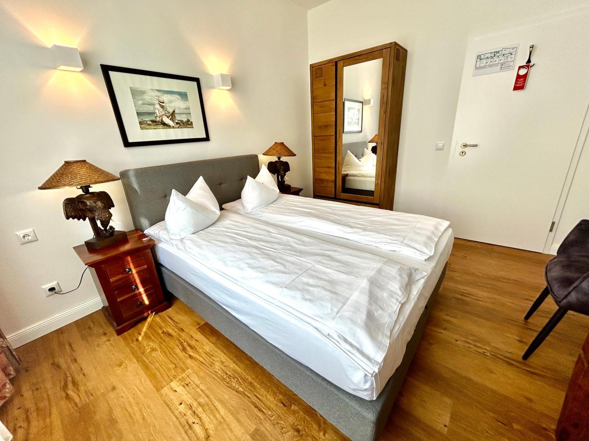 Hotel Elefant Schwerin  Bagian luar foto