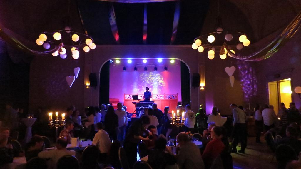 Hotel Elefant Schwerin  Bagian luar foto